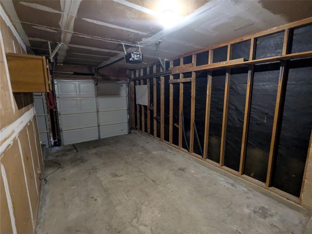 1204 Greenbriar LOOP, Round Rock, TX 78664