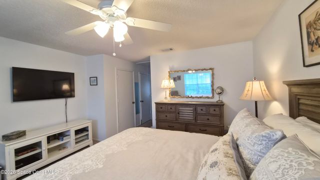 4822 Lake Waterford Way W 8-224, Melbourne, FL 32901