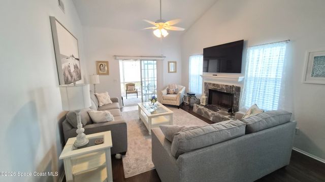 4822 Lake Waterford Way W 8-224, Melbourne, FL 32901