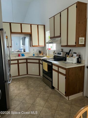 4822 Lake Waterford Way W 8-224, Melbourne, FL 32901