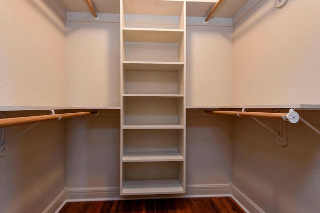 1443 Woodland Road, Marshfield, MO 65706