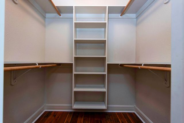 1443 Woodland Road, Marshfield, MO 65706