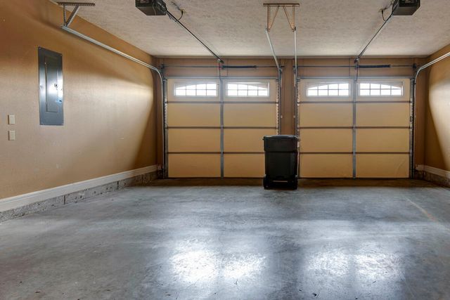 1443 Woodland Road, Marshfield, MO 65706