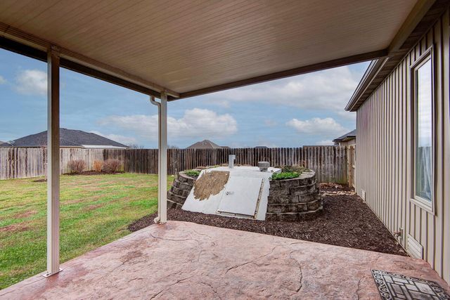 1443 Woodland Road, Marshfield, MO 65706