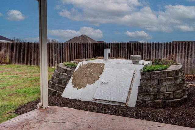 1443 Woodland Road, Marshfield, MO 65706