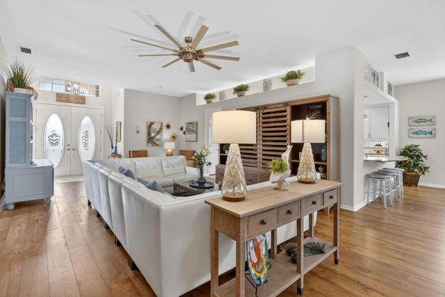 645 NW Venetto Court, Port St. Lucie, Port St Lucie, FL 34986