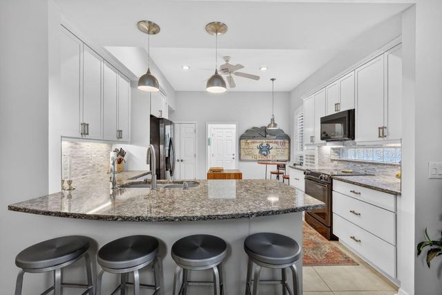 645 NW Venetto Court, Port St. Lucie, Port St Lucie, FL 34986