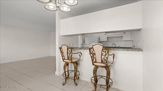 411 N Halifax Ave Apt 304, Daytona Beach, FL 32118