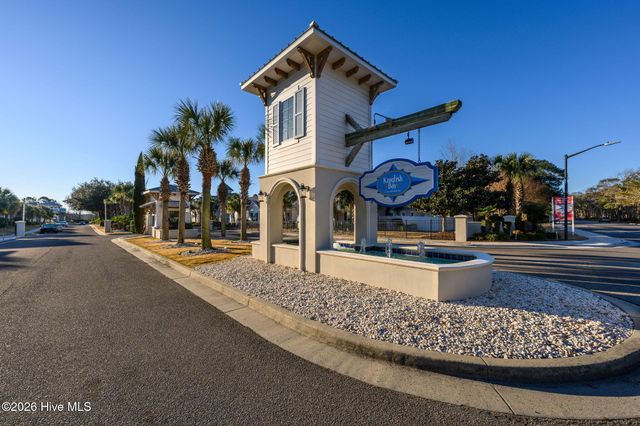 2016 Manor Parc Drive, Calabash, NC 28467