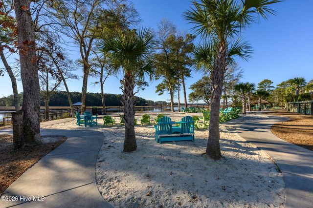 2016 Manor Parc Drive, Calabash, NC 28467