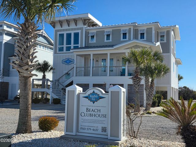 2016 Manor Parc Drive, Calabash, NC 28467