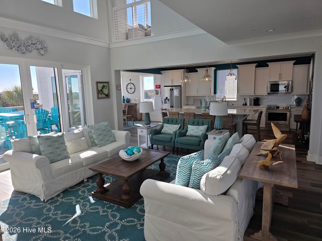 2016 Manor Parc Drive, Calabash, NC 28467