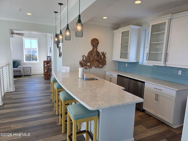 2016 Manor Parc Drive, Calabash, NC 28467