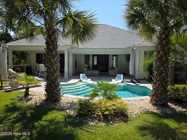 2016 Manor Parc Drive, Calabash, NC 28467
