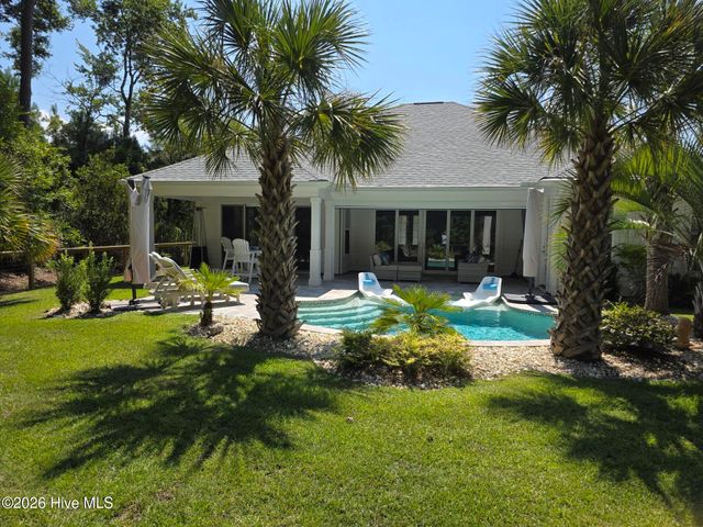 2016 Manor Parc Drive, Calabash, NC 28467