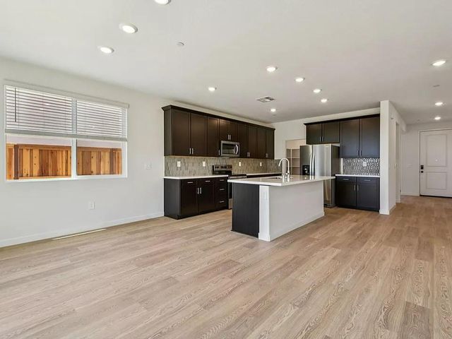 1536 Billorights Ave, Galt, CA 95632