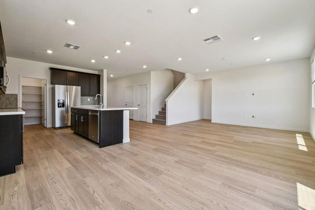 1536 Billorights Ave, Galt, CA 95632