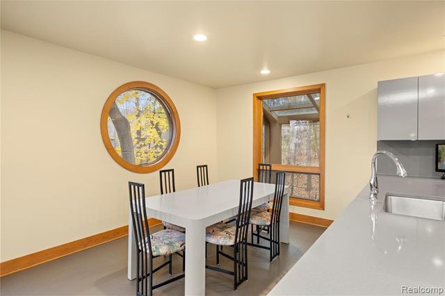 1178 Copperwood Drive, Bloomfield Hills, MI 48302