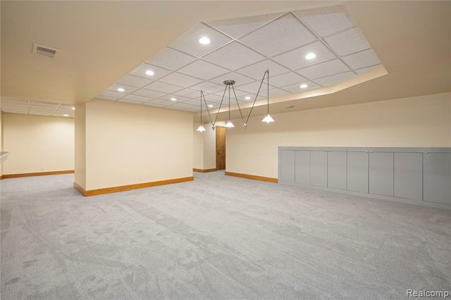 1178 Copperwood Drive, Bloomfield Hills, MI 48302