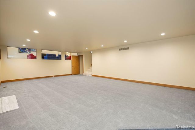 1178 Copperwood Drive, Bloomfield Hills, MI 48302