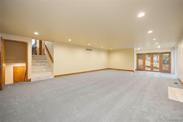1178 Copperwood Drive, Bloomfield Hills, MI 48302