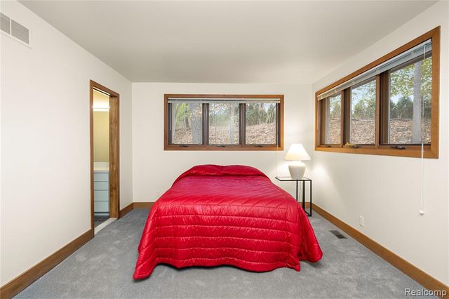 1178 Copperwood Drive, Bloomfield Hills, MI 48302