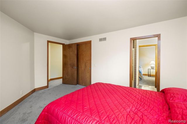 1178 Copperwood Drive, Bloomfield Hills, MI 48302