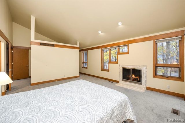 1178 Copperwood Drive, Bloomfield Hills, MI 48302