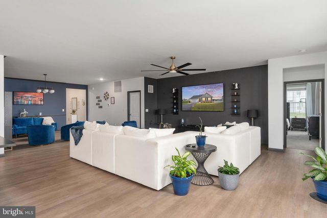 9304 SPRING HILL LN, Fredericksburg, VA 22408