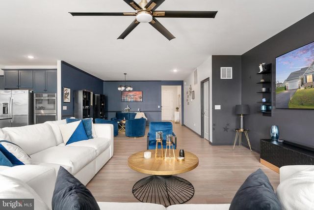 9304 SPRING HILL LN, Fredericksburg, VA 22408