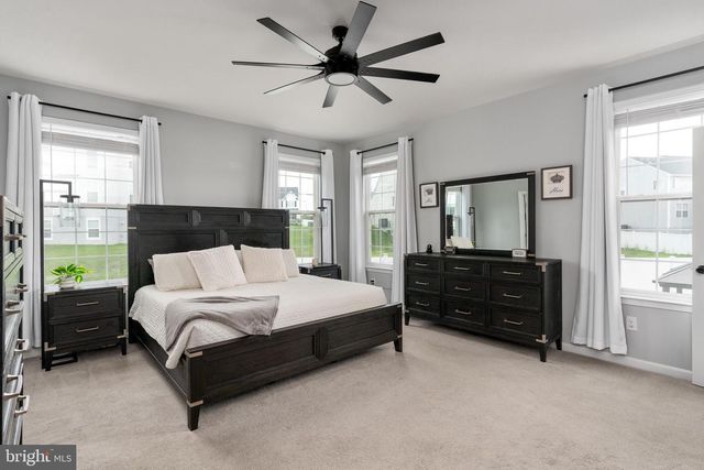 9304 SPRING HILL LN, Fredericksburg, VA 22408
