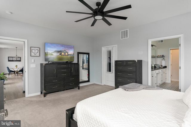 9304 SPRING HILL LN, Fredericksburg, VA 22408