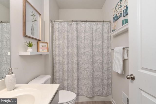 9304 SPRING HILL LN, Fredericksburg, VA 22408