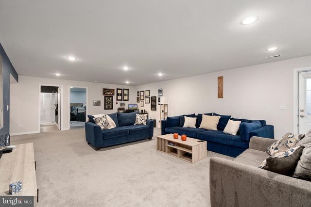 9304 SPRING HILL LN, Fredericksburg, VA 22408