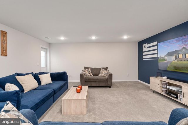 9304 SPRING HILL LN, Fredericksburg, VA 22408