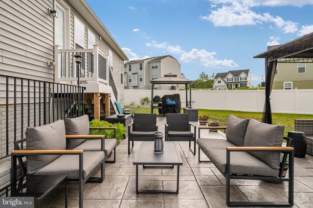 9304 SPRING HILL LN, Fredericksburg, VA 22408