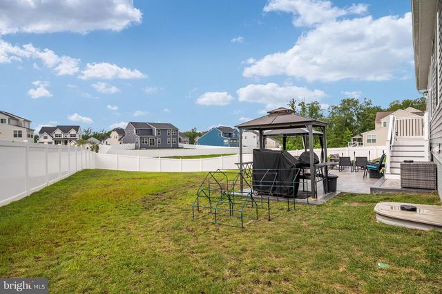 9304 SPRING HILL LN, Fredericksburg, VA 22408