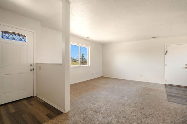 2 Jane Lane, Edgewood, NM 87015