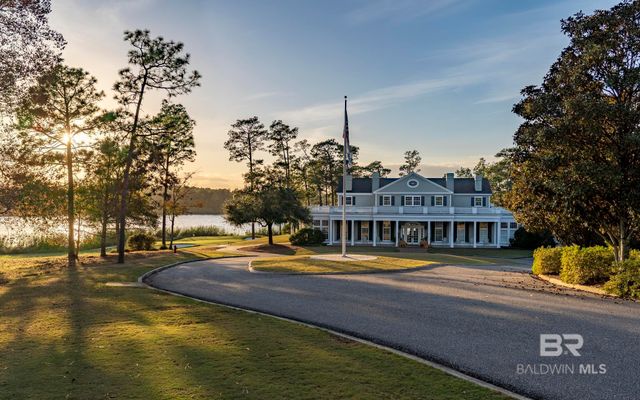 17180 S Chapel Grove, Loxley, AL 36551