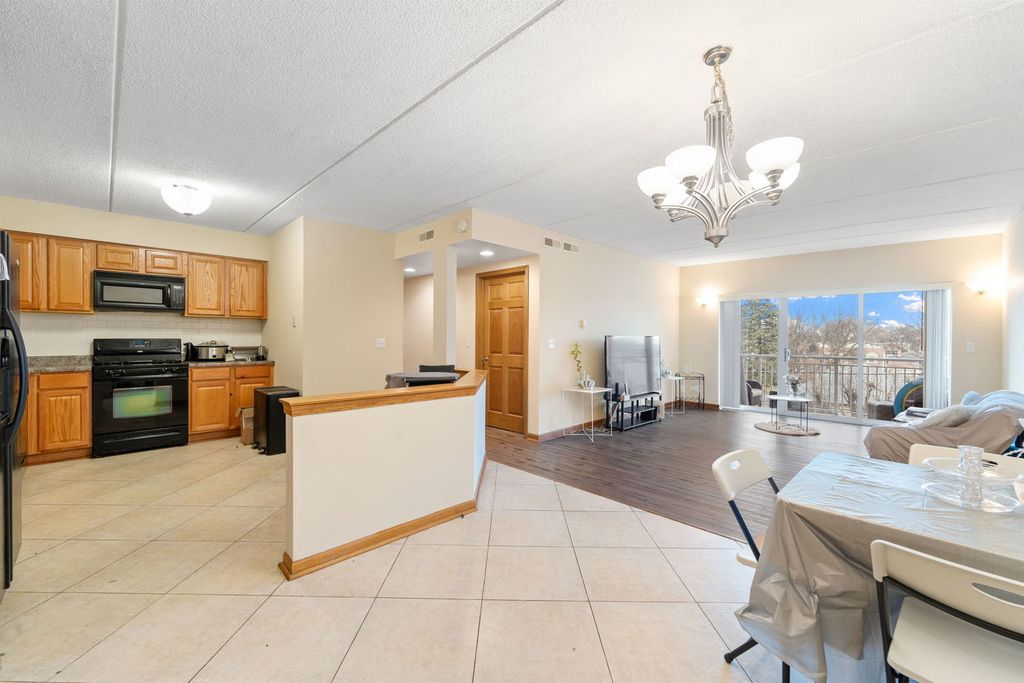6559 W George Street 311, Chicago, IL 60634 — photo 5