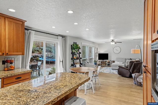 3753 Galloway St S, Salem, OR 97302