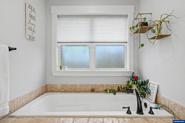 3753 Galloway St S, Salem, OR 97302