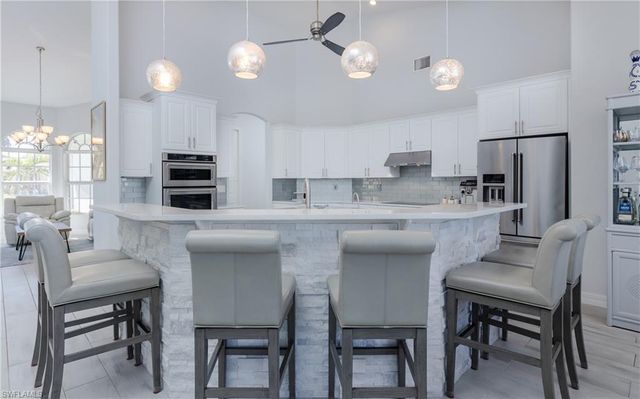 1505 SE 4th ST, Cape Coral, FL 33990