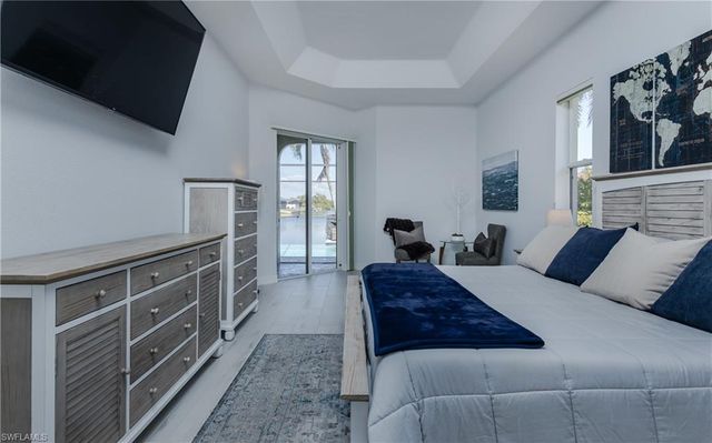 1505 SE 4th ST, Cape Coral, FL 33990