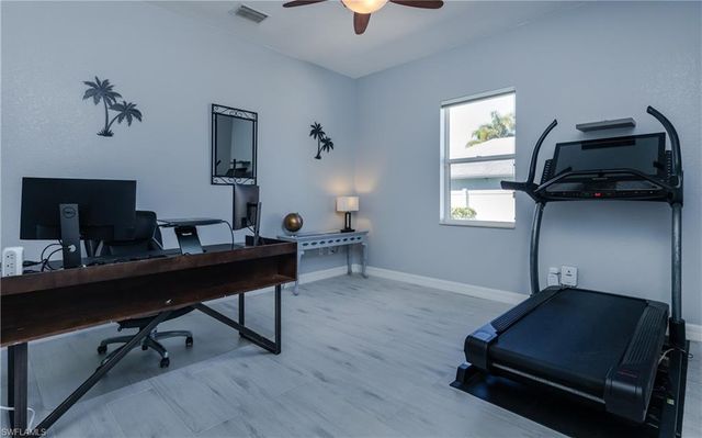 1505 SE 4th ST, Cape Coral, FL 33990