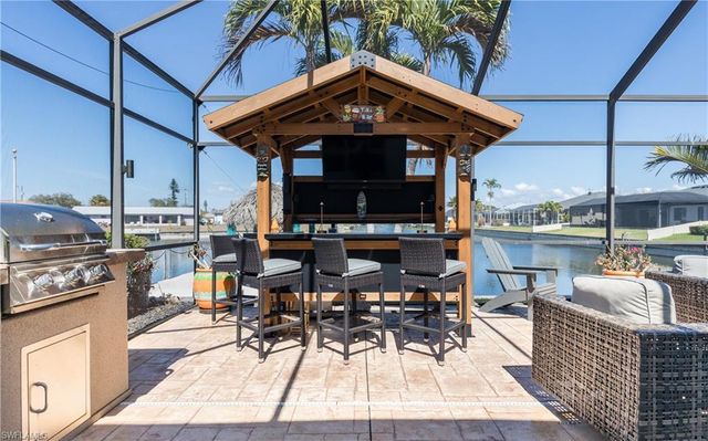 1505 SE 4th ST, Cape Coral, FL 33990