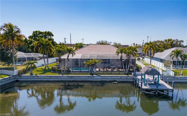 1505 SE 4th ST, Cape Coral, FL 33990