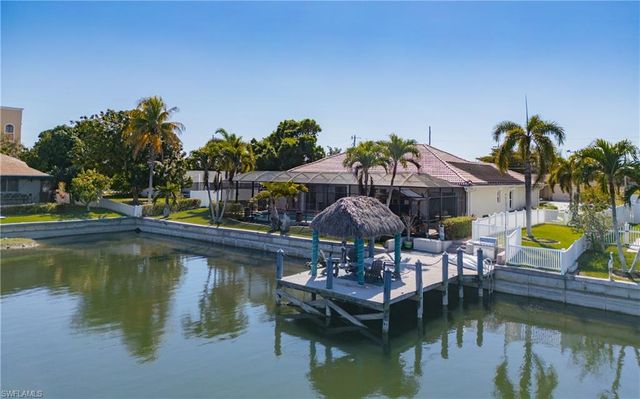 1505 SE 4th ST, Cape Coral, FL 33990