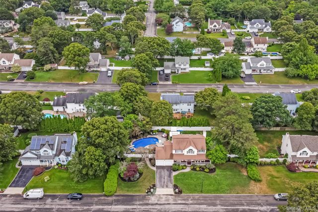 10 John Street, Selden, NY 11784