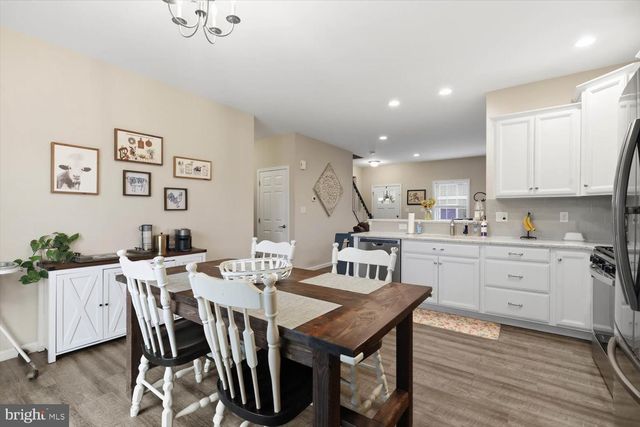 19 BITTENDORF WAY, Reinholds, PA 17569